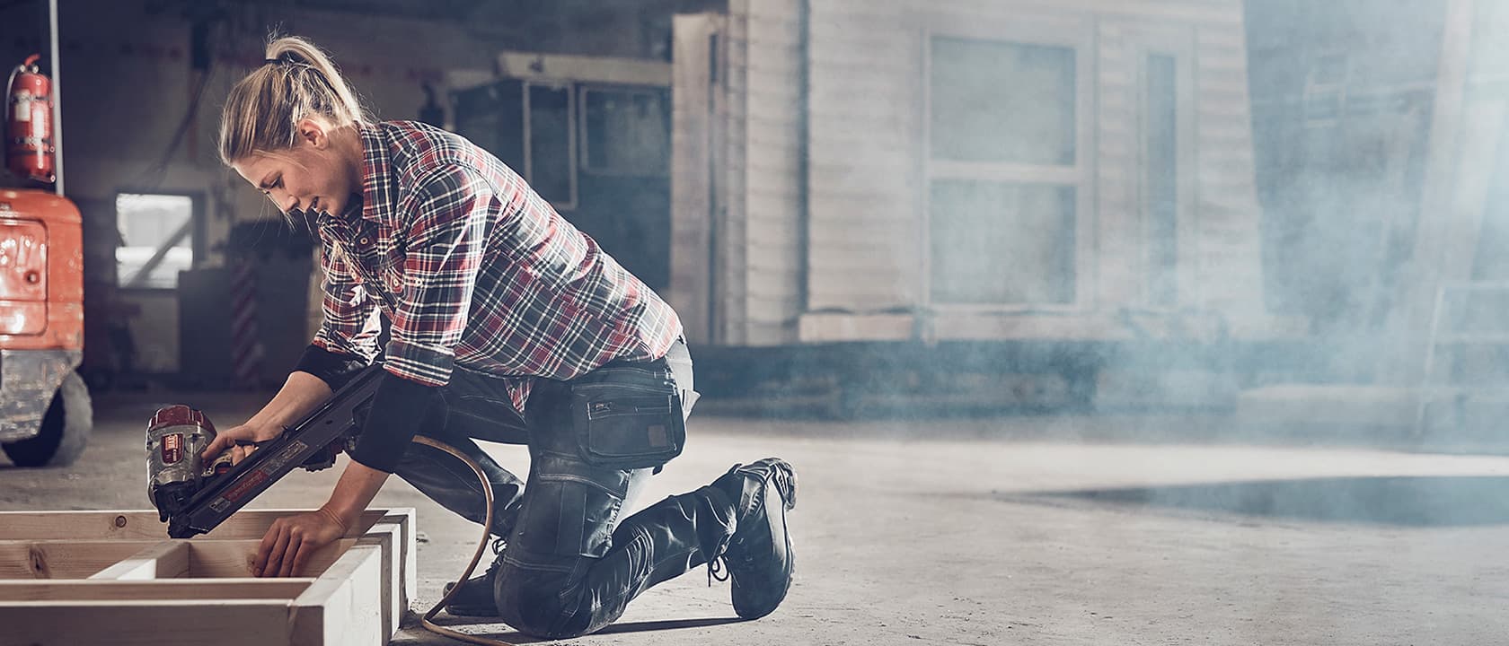 women_craftsman_1680x720