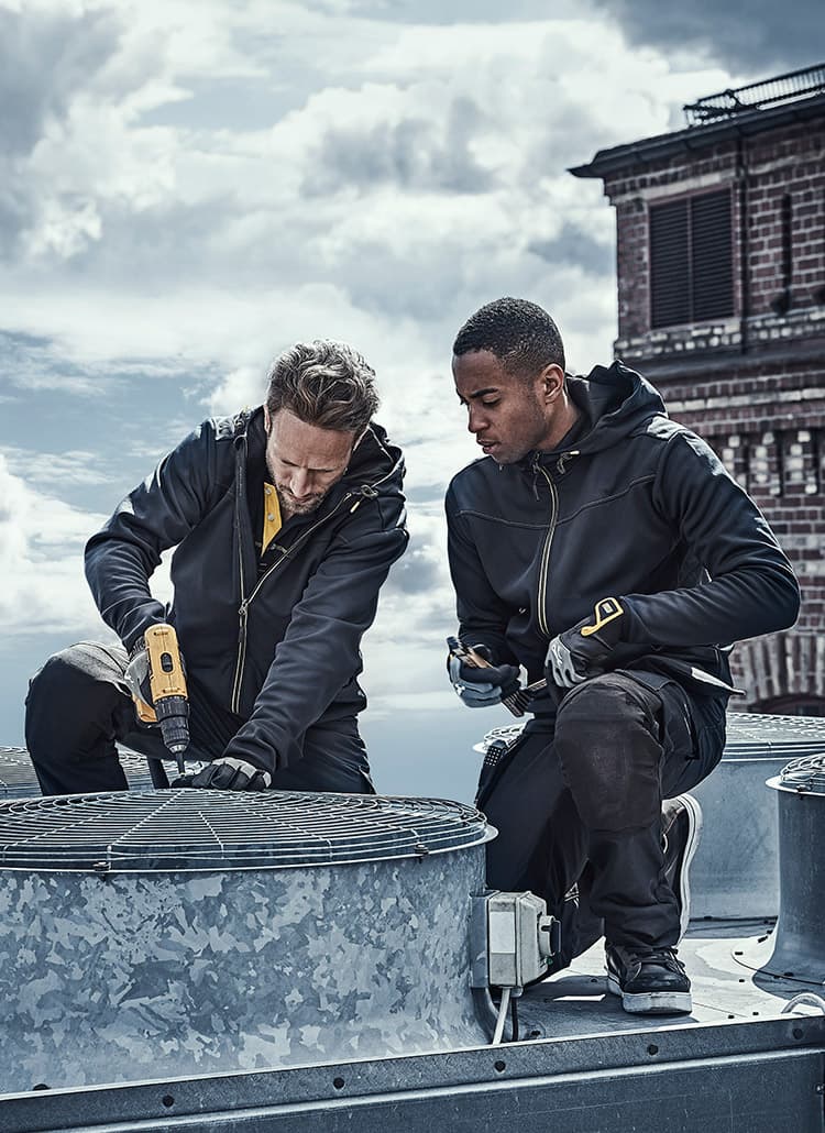 Service_blueyellow_750x1030